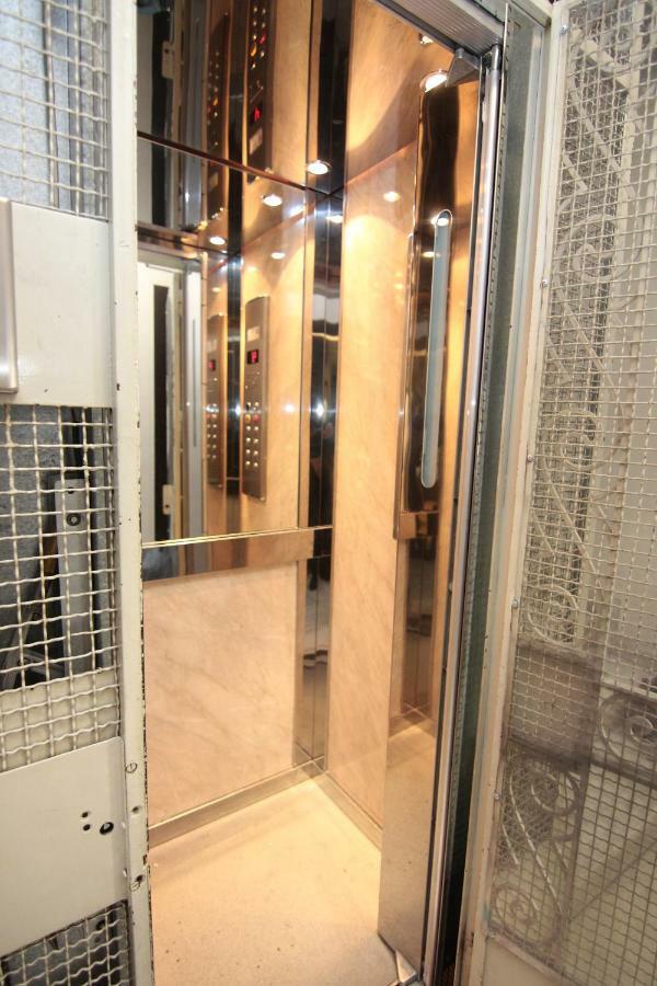 Acropolis View And Walking Distance 4 Bd Flat Apartment Athens Exterior photo